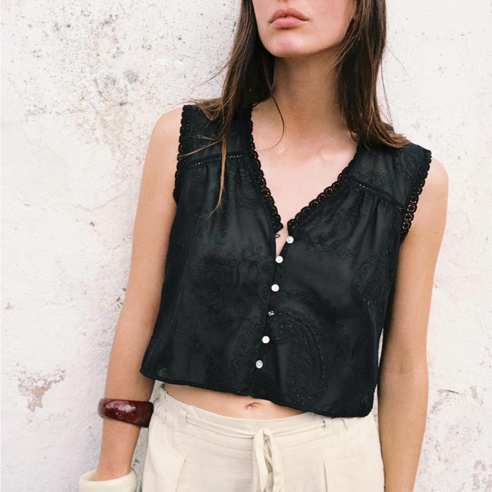 NWT Zara Embroidered Lace Trim Shirt